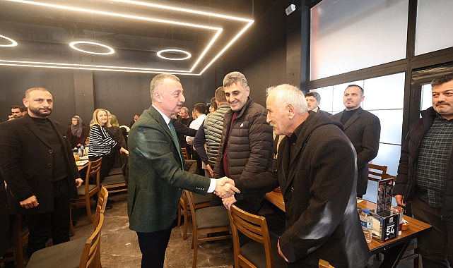 baskan-buyukakin-seymen-esnafiyla-bulustu.jpg