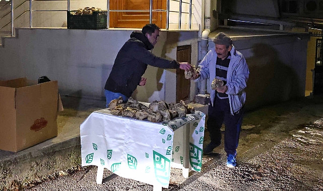 cankaya-belediyesinden-3-noktada-kandil-simidi-ikrami.jpg