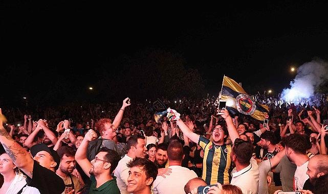 antalya-buyuksehir-belediyesi-euroleague-final-four-heyecanini-antalyalilarla-paylasti-r3QKNpm3.jpg