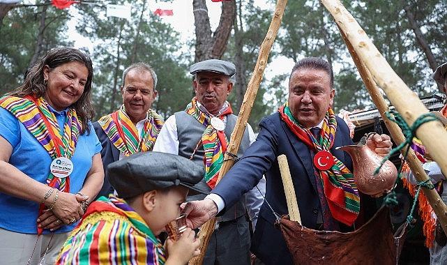 antalya-yoruk-turkmen-festivali-2025-buyuk-birlik-ve-kulturel-zenginlik-icin-davet-Sf28cyOe.jpg