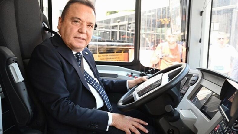 antalyada-otobuslerde-klima-krizi-basladi-RwZcWkqx.jpg
